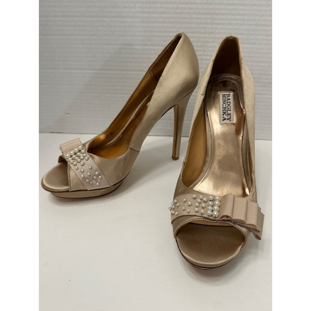 Badgley Mischka‎ Champagne Satin Pearl Bow Peep Toe Platform Pumps Heels 10M